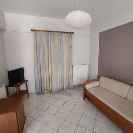 Ourania Apartamento